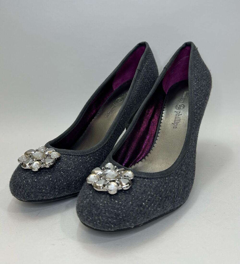 Lindsay Phillips Alex Grey Flannel Classic Pumps Heel Interchange Snap Size 7M